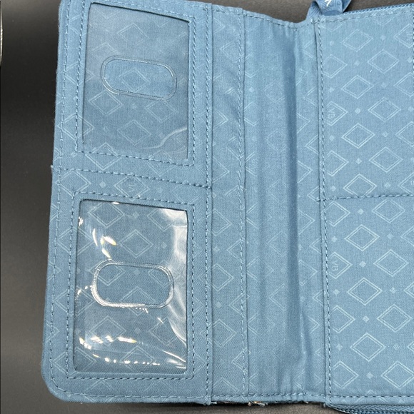 Vera Bradley Cat’s Meow RFID Turnlock Wallet in Blue Quilted - Picture 11 of 13